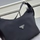 This summer's most popular brand 2024SS tote bag PRADA This summer's most popular brand 2024SS tote bag PRADA
