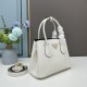Upgrade your summer classic style 2024SS tote bag PRADA Upgrade your summer classic style 2024SS tote bag PRADA
