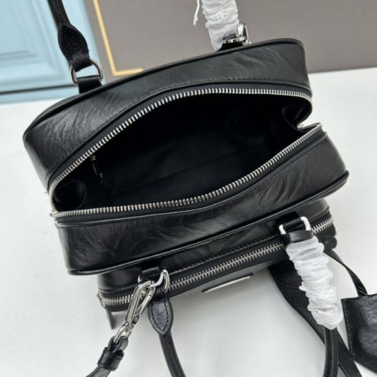 New item 2024SS tote bag PRADA that has been featured in many magazines New item 2024SS tote bag PRADA that has been featured in many magazines