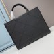 Enjoy the latest summer style 2024SS tote bag PRADA Enjoy the latest summer style 2024SS tote bag PRADA