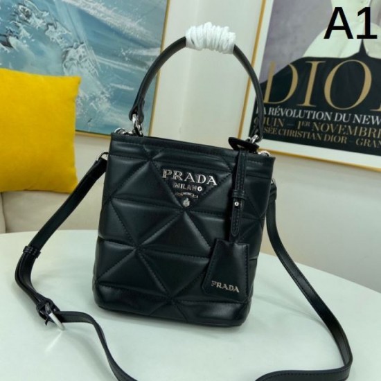 New elegant 2024SS tote bag PRADA New elegant 2024SS tote bag PRADA
