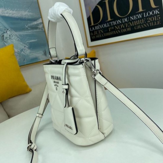 New elegant 2024SS tote bag PRADA New elegant 2024SS tote bag PRADA