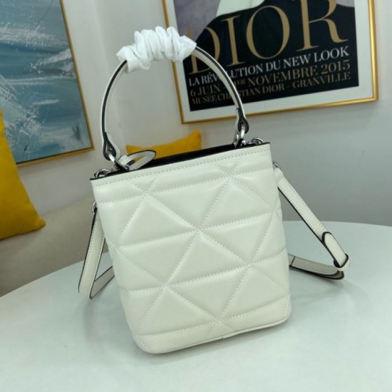 New elegant 2024SS tote bag PRADA New elegant 2024SS tote bag PRADA
