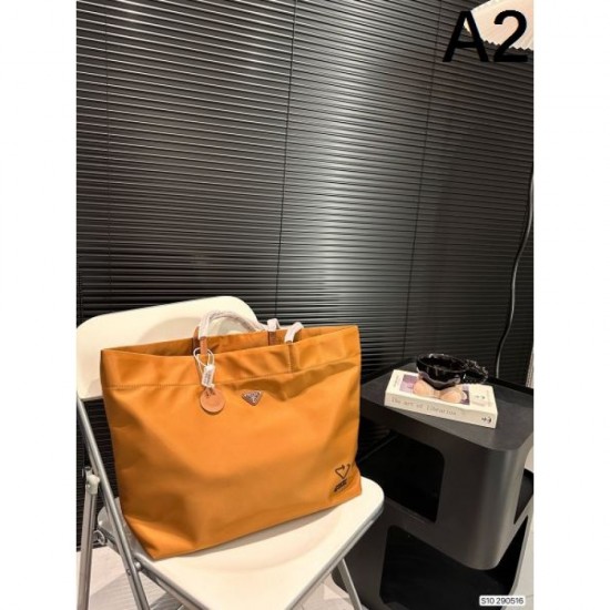 Rare! Limited to stores 2024SS tote bag PRADA Prada Rare! Limited to stores 2024SS tote bag PRADA Prada