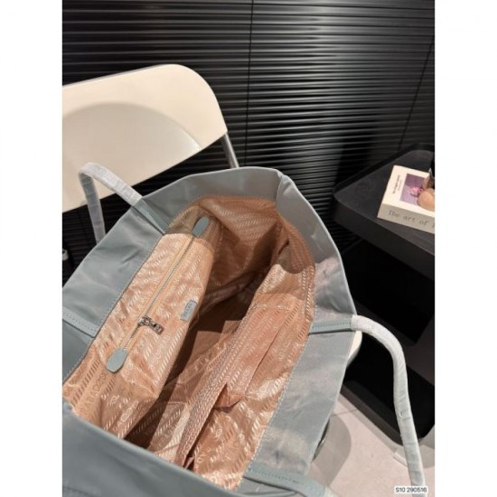 Rare! Limited to stores 2024SS tote bag PRADA Prada Rare! Limited to stores 2024SS tote bag PRADA Prada