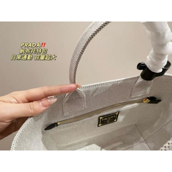 Great value for this season 2024SS tote bag PRADA Great value for this season 2024SS tote bag PRADA