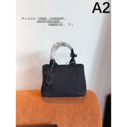 Currently on discount for a limited time 2024SS Tote Bag PRADA