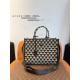 Very popular model in Japan 2024SS tote bag PRADA Prada Very popular model in Japan 2024SS tote bag PRADA Prada