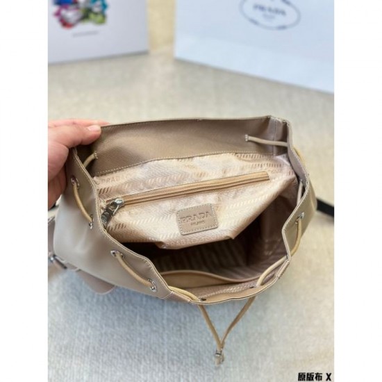 Magazine publication new spring/summer arrival 2024SS backpack PRADA Prada Magazine publication new spring/summer arrival 2024SS backpack PRADA Prada