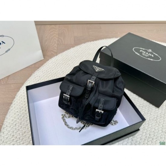 New Spring/Summer Sold Out Magazine 2024SS Backpack PRADA Prada New Spring/Summer Sold Out Magazine 2024SS Backpack PRADA Prada