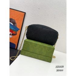 2024SS PRADA shoulder bag that will definitely be popular this summer