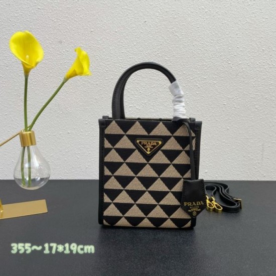 2024SS Dressing too advanced PRADA Prada tote bag 2024SS Dressing too advanced PRADA Prada tote bag