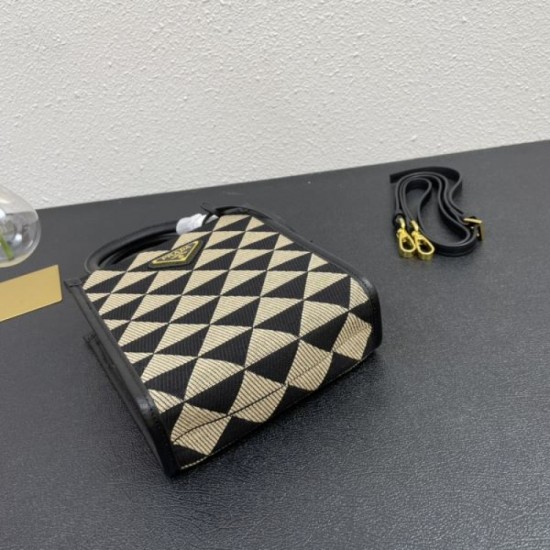 2024SS Dressing too advanced PRADA Prada tote bag 2024SS Dressing too advanced PRADA Prada tote bag