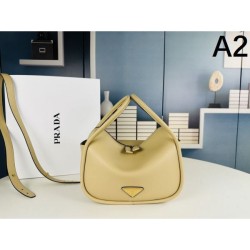 2024SS Summery and refreshing impression PRADA Prada tote bag