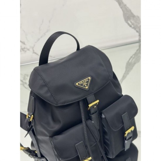 2024SS Transform into a beautiful outfit PRADA Backpack 2024SS Transform into a beautiful outfit PRADA Backpack