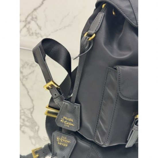 2024SS Transform into a beautiful outfit PRADA Backpack 2024SS Transform into a beautiful outfit PRADA Backpack