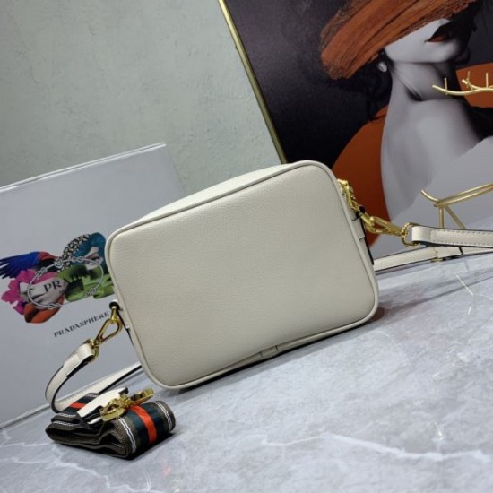 PRADA Prada 2024FW Shoulder bag for this fall PRADA Prada 2024FW Shoulder bag for this fall