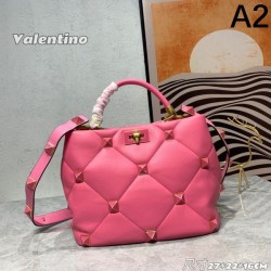 Recommended on sale 2024SS tote bag VALENTINO