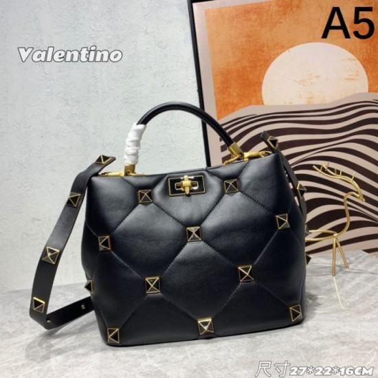 Recommended on sale 2024SS tote bag VALENTINO Recommended on sale 2024SS tote bag VALENTINO