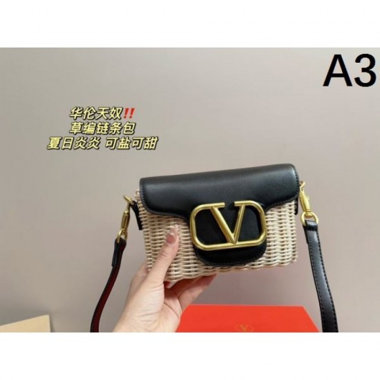Limited quantity sale 2024SS shoulder bag VALENTINO Valentino Limited quantity sale 2024SS shoulder bag VALENTINO Valentino