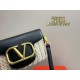 Limited quantity sale 2024SS shoulder bag VALENTINO Valentino Limited quantity sale 2024SS shoulder bag VALENTINO Valentino