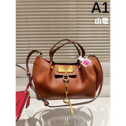 Lowest price popular item 2024SS tote bag VALENTINO Valentino