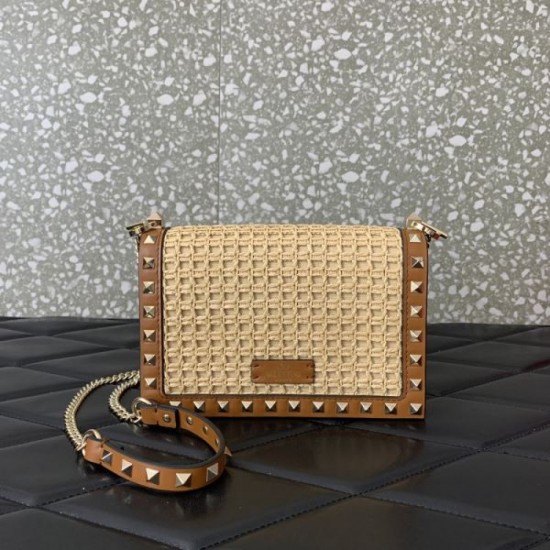 First come, first served 2024SS Shoulder Bag VALENTINO Valentino First come, first served 2024SS Shoulder Bag VALENTINO Valentino