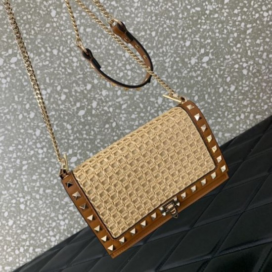 First come, first served 2024SS Shoulder Bag VALENTINO Valentino First come, first served 2024SS Shoulder Bag VALENTINO Valentino