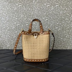 Explosively popular 2024SS tote bag VALENTINO