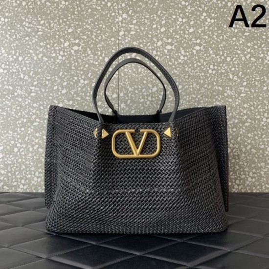 Stock Sale 2024SS Tote Bag VALENTINO Valentino Stock Sale 2024SS Tote Bag VALENTINO Valentino