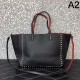 Super bargain cheap 2024SS tote bag VALENTINO Valentino Super bargain cheap 2024SS tote bag VALENTINO Valentino