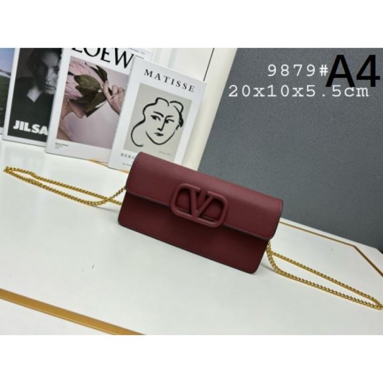 2024SS 100% Brand New VALENTINO Shoulder Bag 2024SS 100% Brand New VALENTINO Shoulder Bag