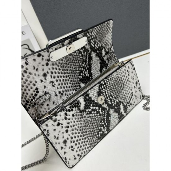 2024SS 100% Brand New VALENTINO Shoulder Bag 2024SS 100% Brand New VALENTINO Shoulder Bag