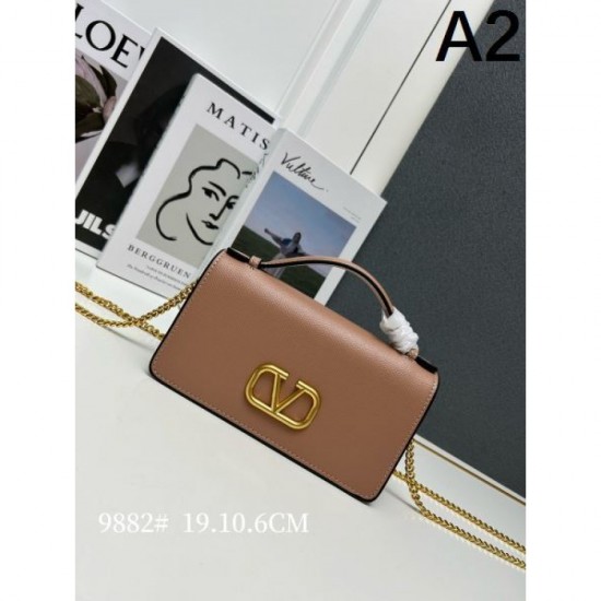 2024SS Attractive VALENTINO tote bag 2024SS Attractive VALENTINO tote bag