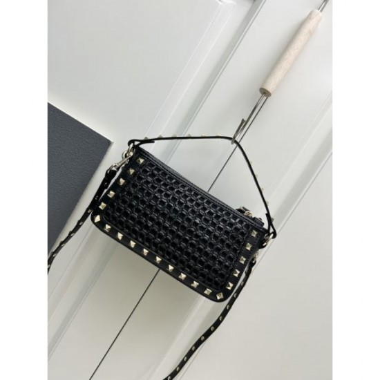 2024SS highly recommended VALENTINO tote bag 2024SS highly recommended VALENTINO tote bag