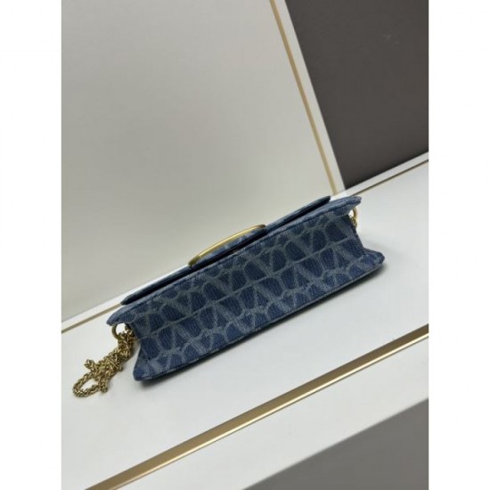 VALENTINO 2024FW latest arrival shoulder bag VALENTINO 2024FW latest arrival shoulder bag