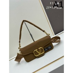 VALENTINO 2024FW hugely popular tote bag