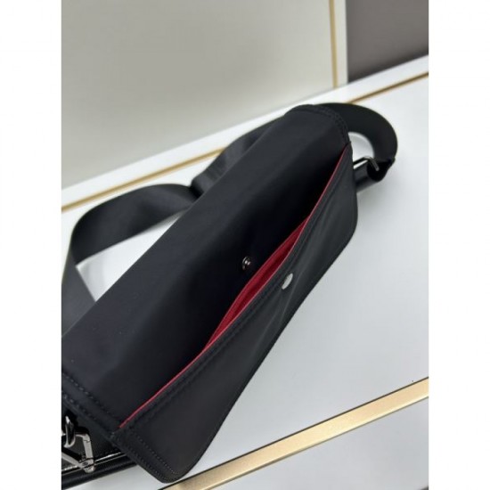 VALENTINO 2024FW hugely popular tote bag VALENTINO 2024FW hugely popular tote bag