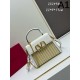 VALENTINO 2024FW New arrival tote bag this season VALENTINO 2024FW New arrival tote bag this season