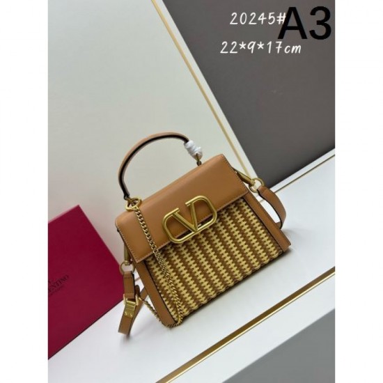 VALENTINO 2024FW New arrival tote bag this season VALENTINO 2024FW New arrival tote bag this season