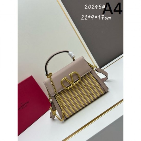 VALENTINO 2024FW New arrival tote bag this season VALENTINO 2024FW New arrival tote bag this season