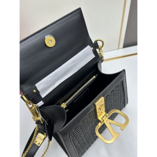 VALENTINO 2024FW New arrival tote bag this season VALENTINO 2024FW New arrival tote bag this season