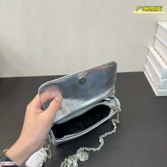Popular 2024SS Shoulder Bag YSL Yves Saint Laurent Popular 2024SS Shoulder Bag YSL Yves Saint Laurent