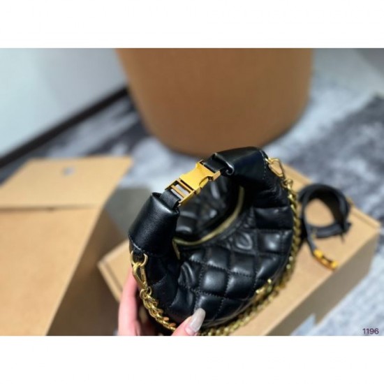 Outstanding Freshness 2024SS Tote Bag YSL Yves Saint Laurent Outstanding Freshness 2024SS Tote Bag YSL Yves Saint Laurent