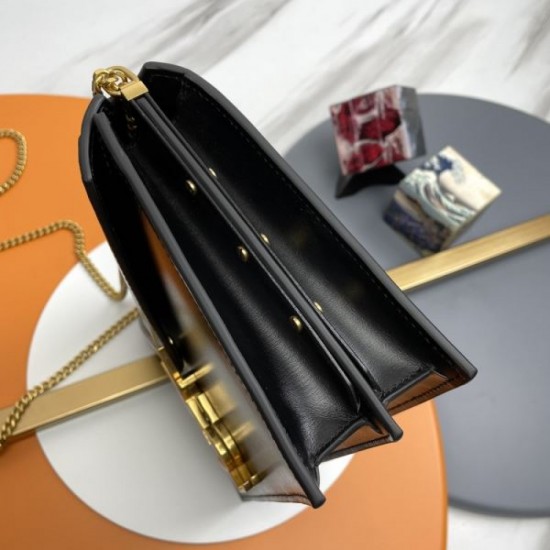 2024SS Easy to wear color YSL Yves Saint Laurent shoulder bag 2024SS Easy to wear color YSL Yves Saint Laurent shoulder bag