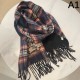 2024FW Scarf BURBERRY Transform into a beautiful outfit 2024FW Scarf BURBERRY Transform into a beautiful outfit
