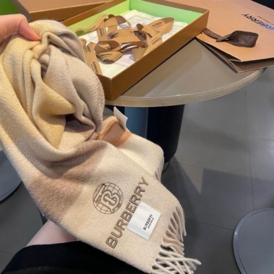 2024FW Scarf BURBERRY Burberry Autumn-like and refreshing impression 2024FW Scarf BURBERRY Burberry Autumn-like and refreshing impression