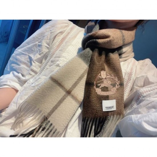 2024FW Scarf BURBERRY Burberry Autumn Color not in stock in Japan 2024FW Scarf BURBERRY Burberry Autumn Color not in stock in Japan