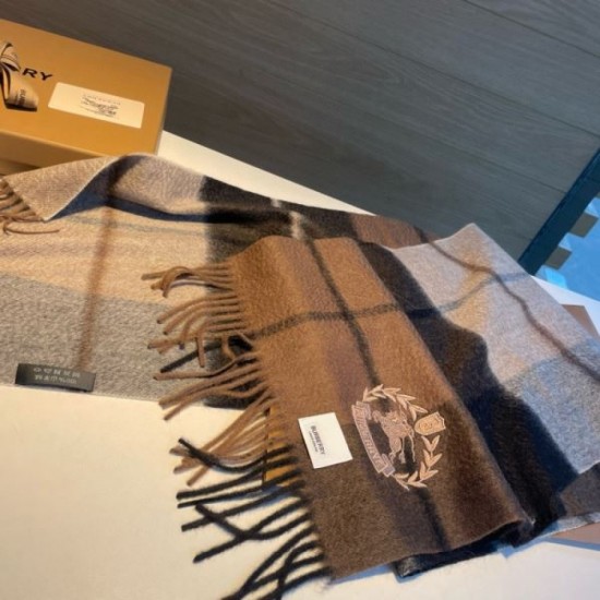 2024FW Scarf BURBERRY Burberry Autumn Color not in stock in Japan 2024FW Scarf BURBERRY Burberry Autumn Color not in stock in Japan