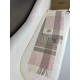 2024FW Scarf BURBERRY You can rest assured that you can see a glimpse from Burberry tops. 2024FW Scarf BURBERRY You can rest assured that you can see a glimpse from Burberry tops.